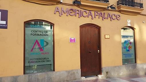 Autoescuela America Palace