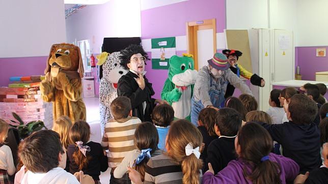 Organizan un teatro escolar para concienciar del cuidado de las mascotas