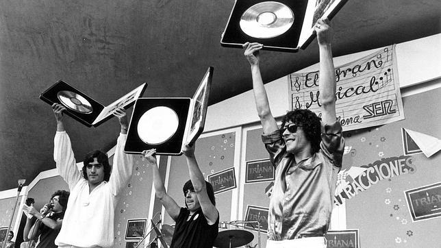 Jesús de la Rosa, Juan José Palacios «Tele» y Eduardo Rodríguez en 1981 durante un programa de El Gran Musical