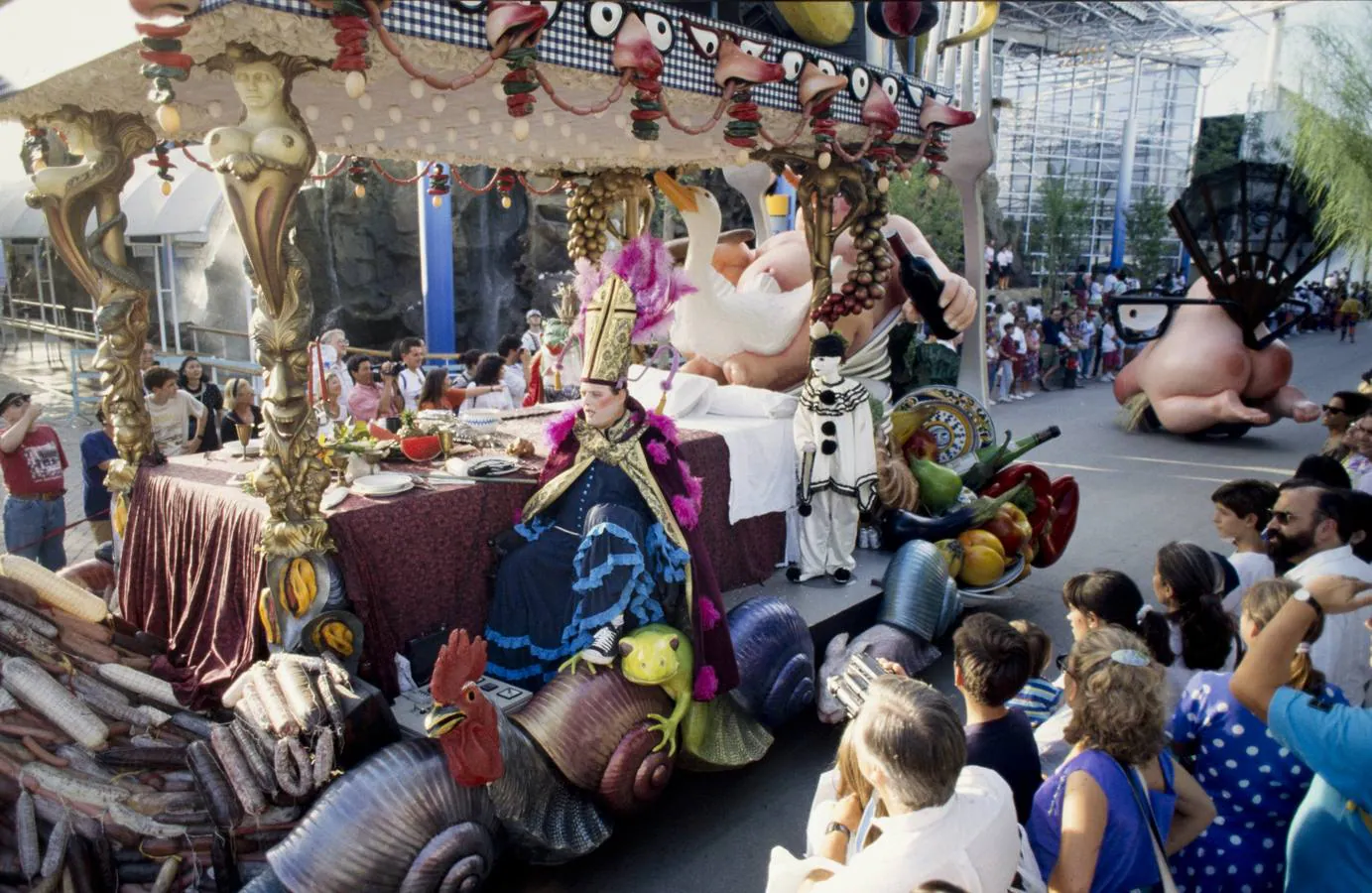 El ambiente de la Expo '92 de Sevilla, en imágenes