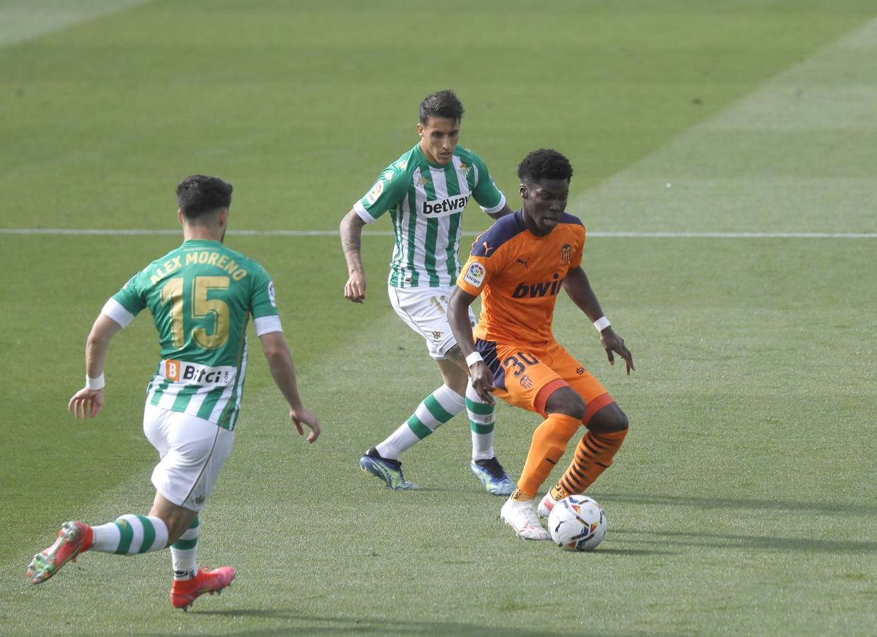 En imágenes, el partido entre el Real Betis y el Valencia C.F.