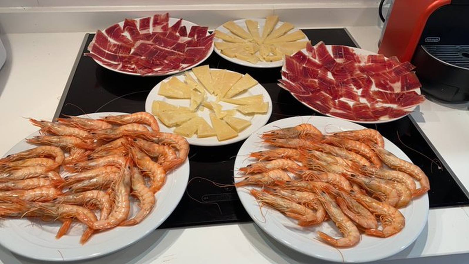 MiFeriaenCasaABC Así han celebrado los sevillanos el inicio de la