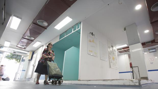 El mercado de Ciudad Jardín tiene un veinte por ciento de sus locales vacíos