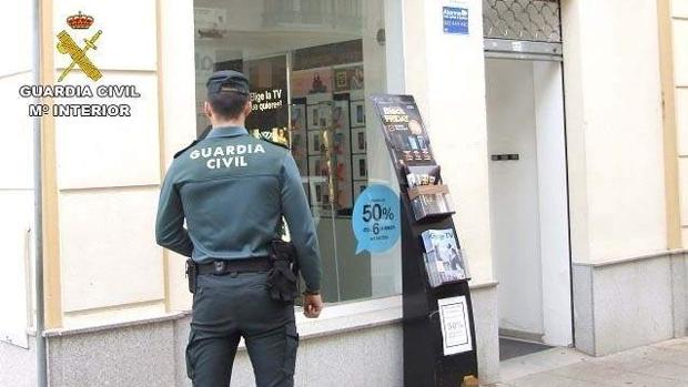 Pareja busca chica granada Pareja busca chica granada