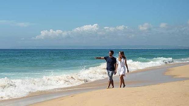 Playa de Zahara de los Atunes, arenas blancas y aguas turquesas
