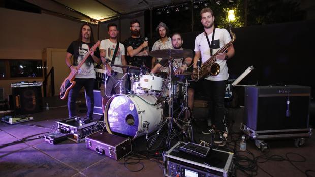 La banda Planeta 80 antes de su actuación