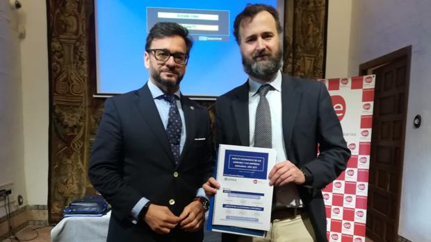Manuel Alejandro Cardenete y Francisco Castejón, en la presentación del informe sobre la AJE