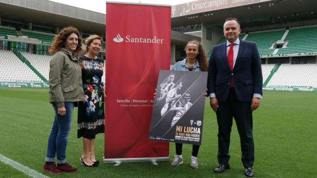 La consejera del Córdoba CF Magdalena Entrenas en el acto de este jueves