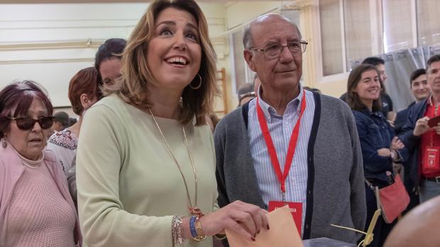 Susana Díaz, este domingo votando en Sevilla
