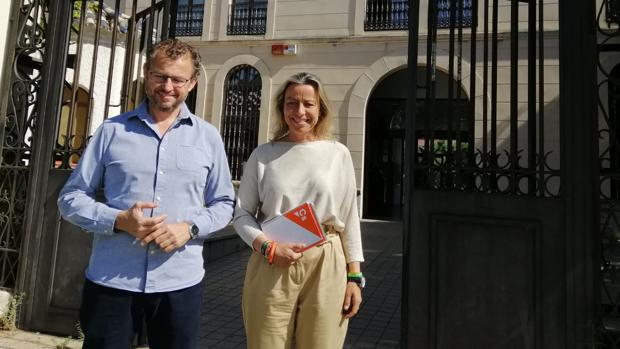 Dorado y Albás, ante Urbanismo