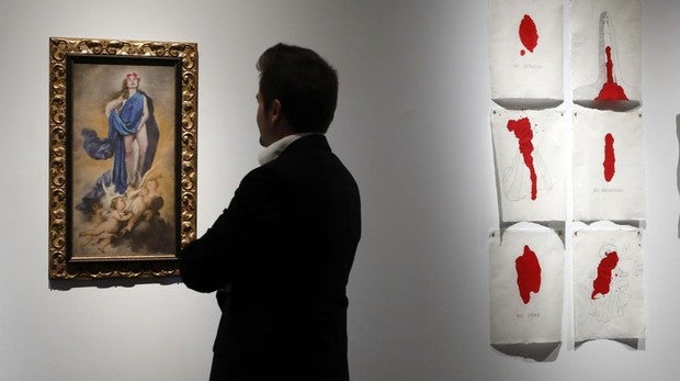 Cuadro de la exposición basado en la Inmaculada Concepción, obra de Charo Corrales