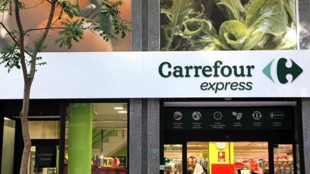 Carrefour Express y Día buscan cajeros-reponedores para Córdoba