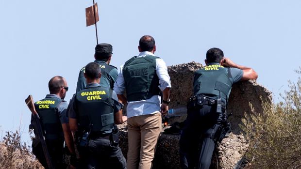Mujer busca hombre en este Mujer busca hombre en este