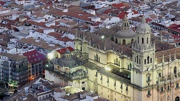 Jaén capital perderá otros 5.000 habitantes en los ...