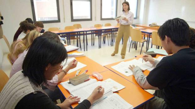 Alumnos de diversos países asisten a los cursos de español para extranjeros en la Universidad de Valladolid