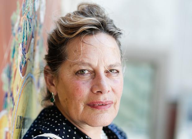 La escritora Deborah Levy, fotografiada en el CCCB, a su paso por Barcelona