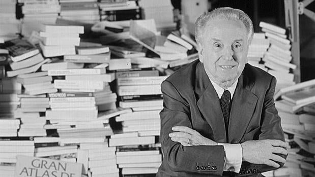 El editor José María Lara