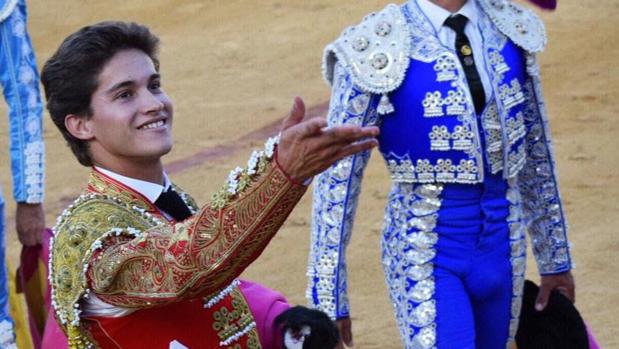 El novillero sevillano actuará en tres festejos el mes de agosto -