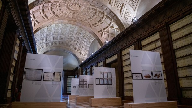 Vista general de la exposición del Archivo de Indias