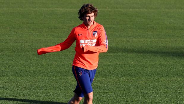 Griezmann, durante un entrenamiento con el Atlético