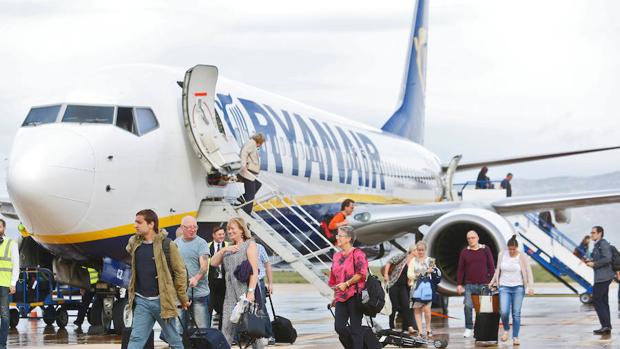 Avión de Ryanair en el aeropuerto de Castellón