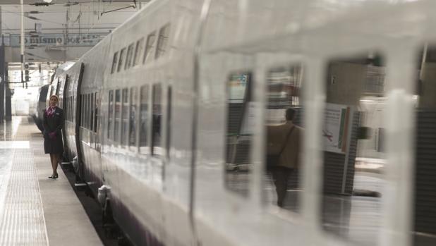 Renfe lanzó el pasado mes de diciembre el wifi en los trenes AVE