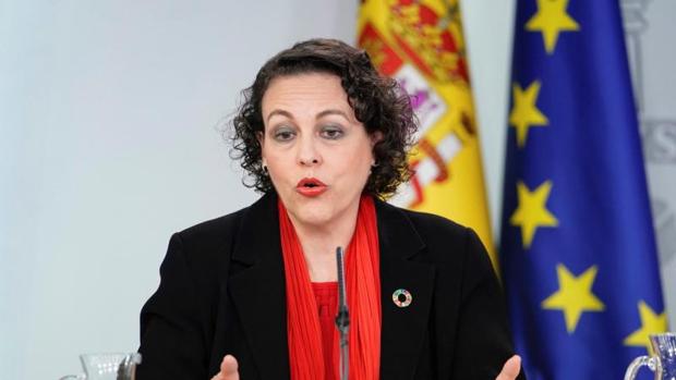 La ministra de Trabajo, Magdalena Valerio