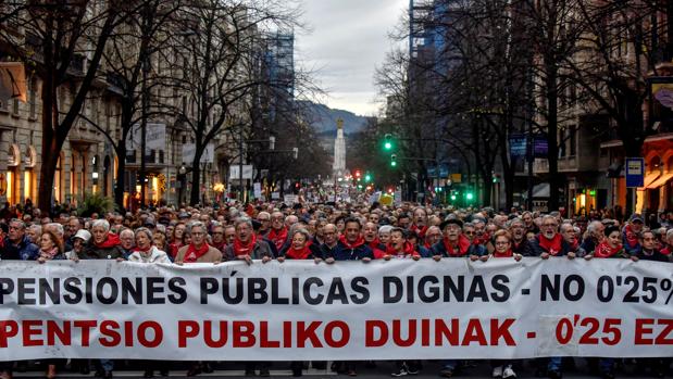 En 2018 y 2019 el Gobierno ha modificado la actual normativa para que las pensiones se revaloricen el 1,6% (IPC previsto) de manera general