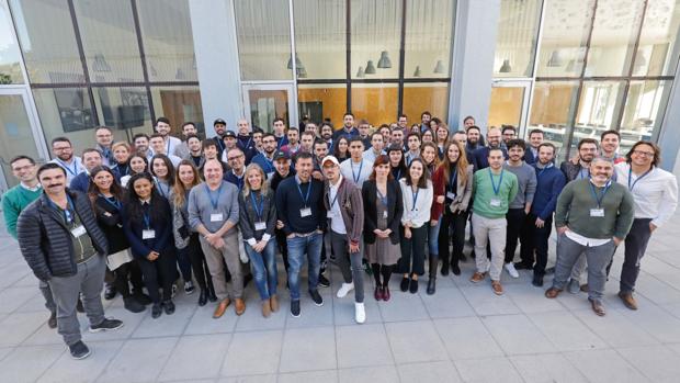 Representantes de los nuevos proyectos lanzados por la aceleradora del presidente de Mercadona