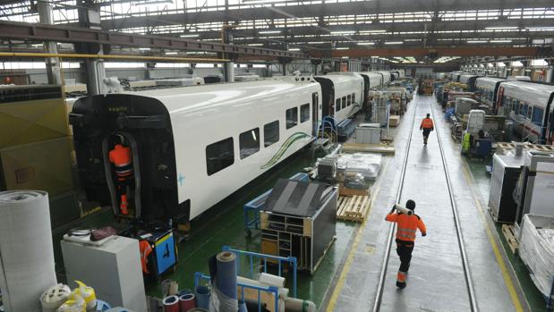 El primer socio de Talgo, con un 35% del capital, es Pegaso Rail International