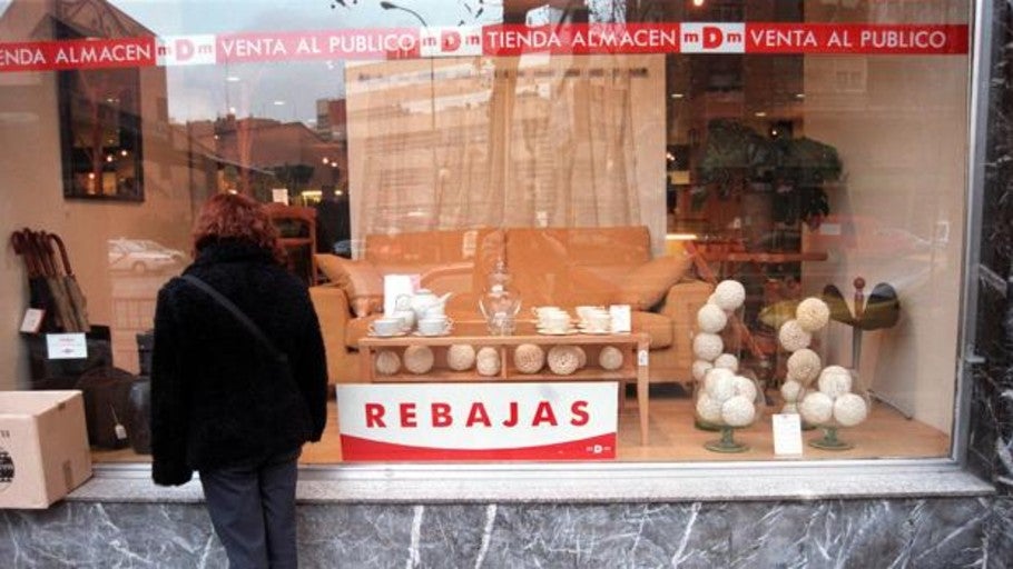 Hacienda irrumpe en 119 empresas de muebles en una macroperación contra