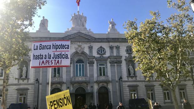 El TUE da solución a una de las cuestiones elevadas por el propio Tribunal Supremo y el juzgado de Primera Instancia número 1 de Barcelona