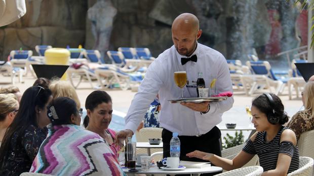 Reino Unido se ha mantenido, con más de 1,1 millones de turistas, como el primer mercado emisor