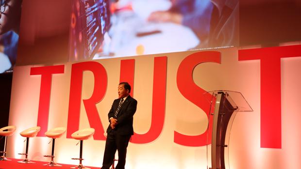 El CEO de Fujitsu Laboratories, el doctor Hirotaka Hara, durante la inauguración del evento