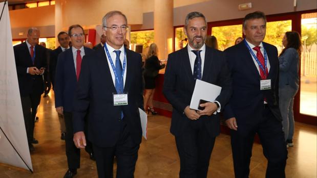Miguel Antoñanzas, Juan Bravo y Francisco Areteaga