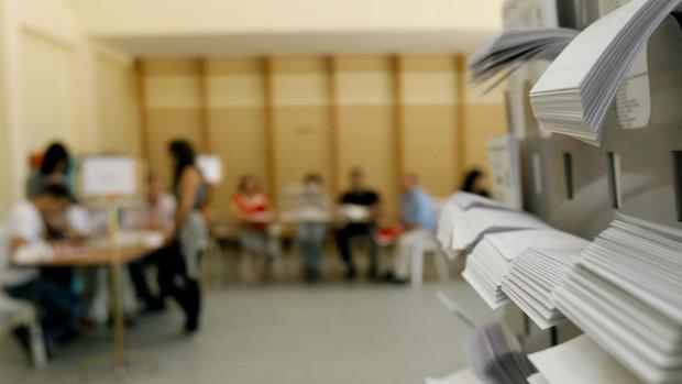 Si no se opta por el voto «normal», hay que conocer las diferencias entre la abstención, el voto nulo, o el blanco