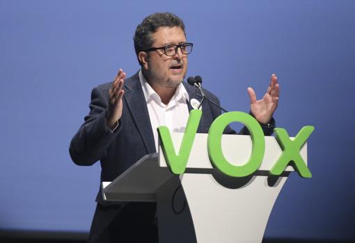 El juez Serrano durante su intervención