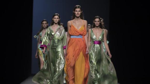 Las modelos en la pasarela