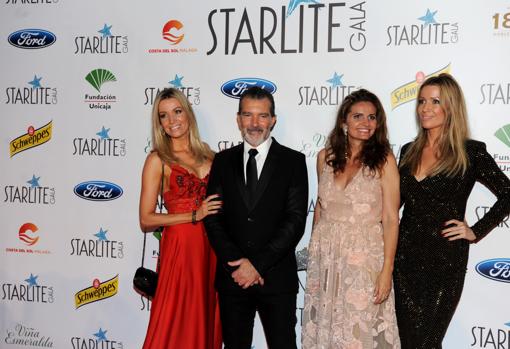 Las gemelas Kimpel, Antonio Banderas y María García