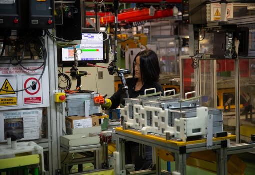 Línea de montaje de Nissan en Barcelona