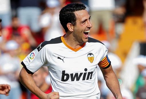 L'arrière gauche Max Clark, dans l'orbite de Séville
- Championnat d'Europe de Football 2020 Dani Parejo