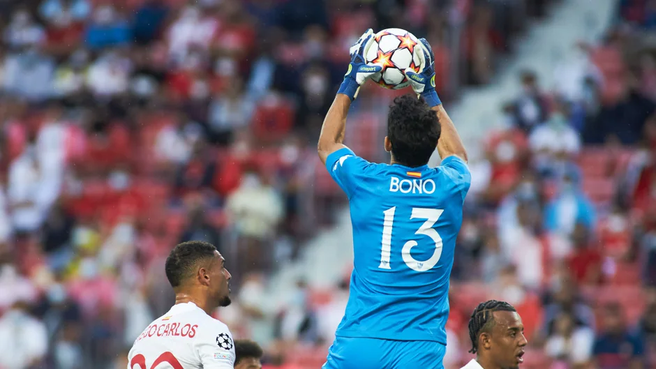 Sevilla FC: Bono Continúa En Modo Cerrojo