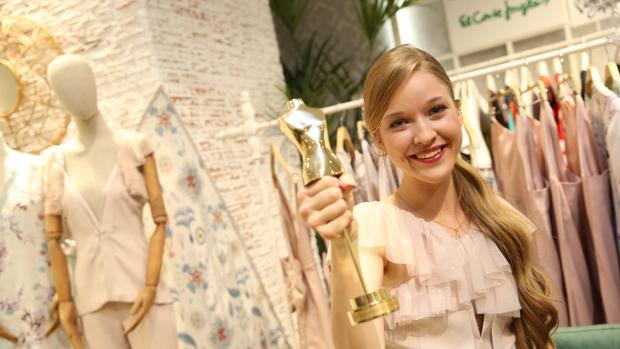 Alicia, ganadora de Maestros de la Costura