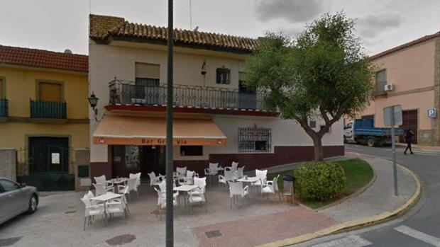 Dos encapuchados forzaron la puerta del bar y se llevaron el contenido de la caja registradora