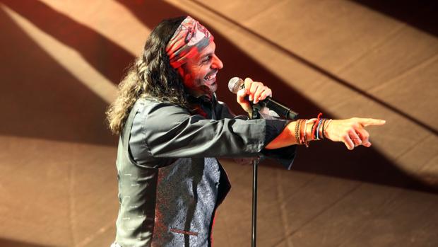 El cantante El Arrebato, entre las personalidades que recibirán este viernes la bandera 28-F de Andalucía