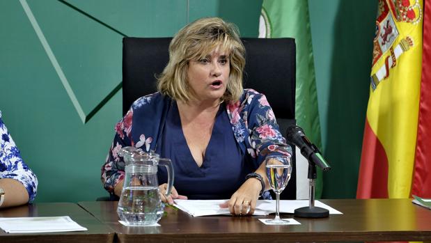 La delegada de Educación, Francisca Aparicio