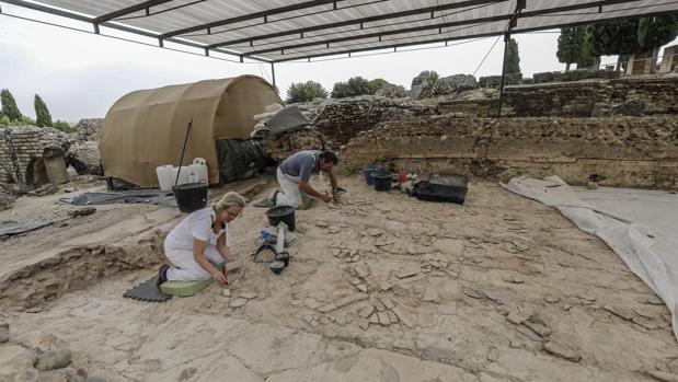 trabajos de restauracion de la Casa de la Exedra, en el Conjunto Arqueologico de Italica