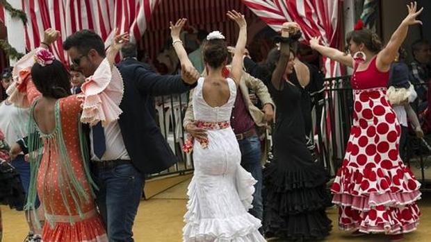 Ambiente en el real de la Feria de Sevilla
