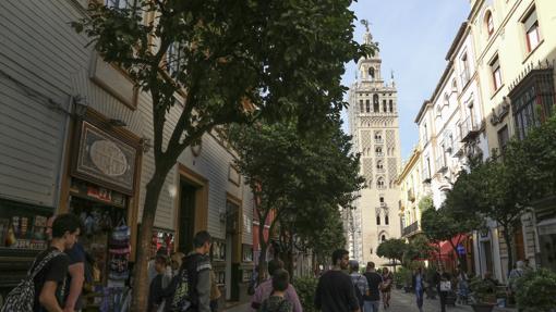 Una de las calles del Barrio de Santa Cruz