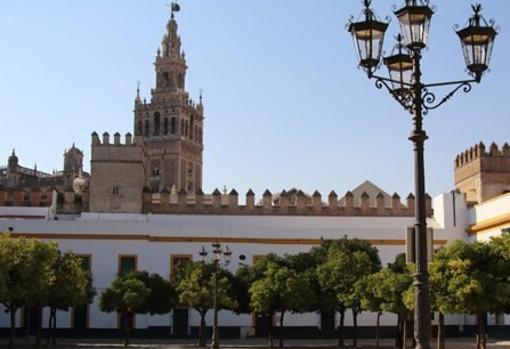 Patio de Banderas